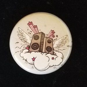 NWT Pin Speakers Angel Wings Cloud Shooting Star